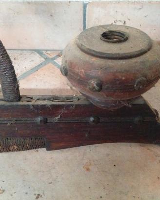 antico lampadario in legno acciaio e corda