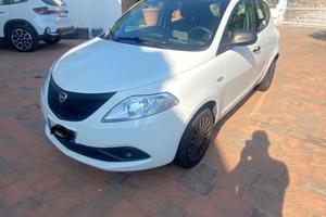 Lancia Ypsilon 45000km