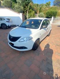 Lancia Ypsilon 45000km