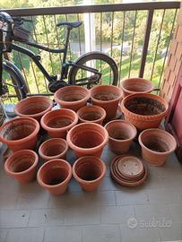 lotto 15 vasi da giardinaggio plastiche resistente
