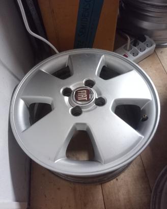cerchi 15 per fiat grande punto 