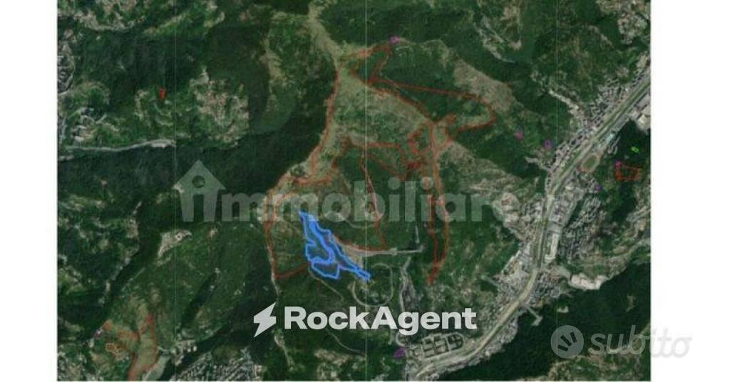 Terreno di 120000 m² a Genova - Vista 5
