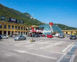 Spazio commerciale alta visibilità a Villanuova 