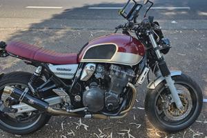 Suzuki GSX super 750 Inazuma: Cafè Racer
