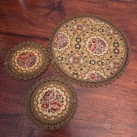 Set 3 Centrini Vintage Gobelin Floreali con Fili O