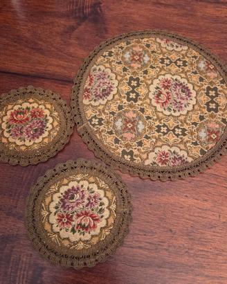 Set 3 Centrini Vintage Gobelin Floreali con Fili O