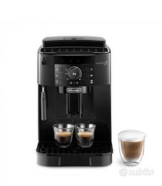 DeLonghi ECAM12.121.B macchina per caffè 