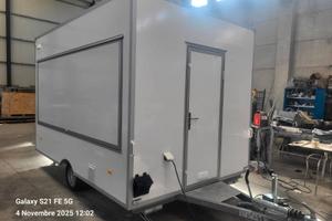 Food truck, street food, autonegozio