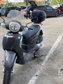 Scarabeo 200