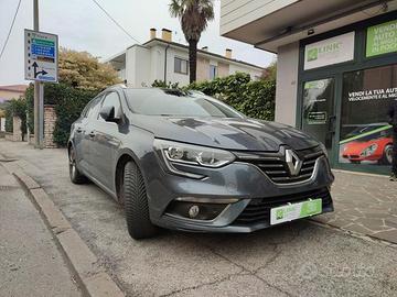 RENAULT Megane duelblue dci