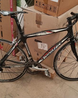 bicicletta corsa in carbonio 