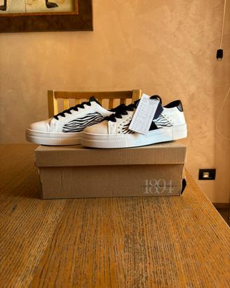Sneaker donna Bata