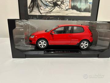 Norev golf gti serie 5  in scala 1/18