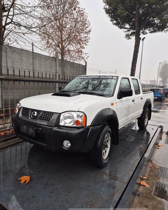NISSAN NAVARA (D40) DEL 2011 PER RICAMBI