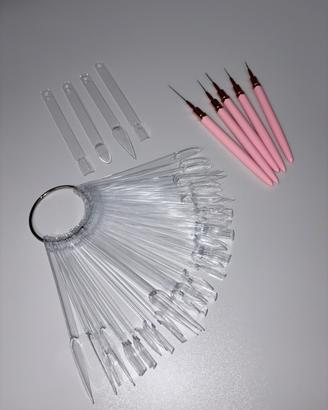 Kit espositore unghie e pennelli per nail art