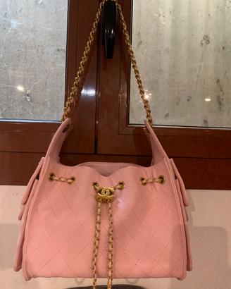 Borsa modello chanel
