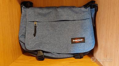 Zaino borsa a tracolla Eastpak blu grande