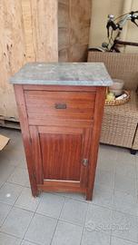 mobiletto dei primi del 900