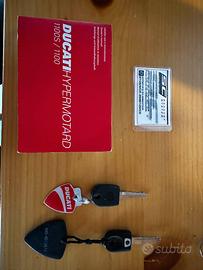 DUCATI Hypermotard 1100s