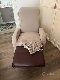 Poltrona relax in eco pelle con copertura
