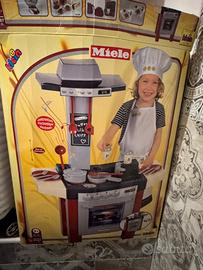 Cucina giocattolo
