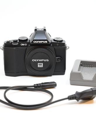 FOTOCAMERA MIRRORLESS 4/3 OLYMPUS OM-D E-M5