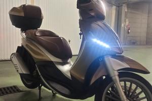 Piaggio Beverly 300