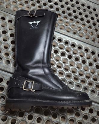 Stivali Vibram 40 41 in pelle nera Nuovi, mai usat