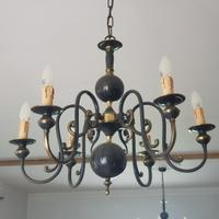 2 LAMPADARI DA SALONE più 2 APPLIQUES