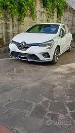 Clio E-tech hybrid 140cv S.L. (serie limitata)
