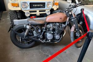 Yamaha xj750 custom