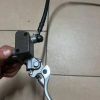 Pompa pinza nissin yamaha fantic