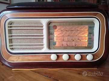 Radio a valvole Ultravox, anni   '40