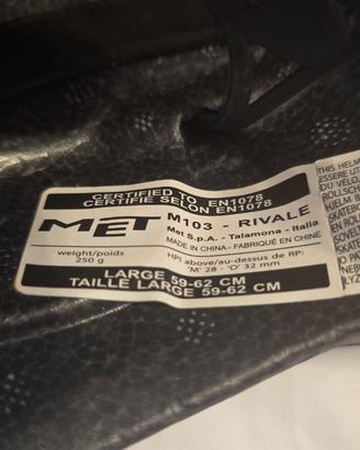 Casco Met Rivale
