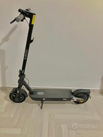 Xiaomi Electric Scooter 5 Pro – 140 km –Come Nuovo