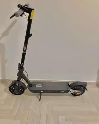 Xiaomi Electric Scooter 5 Pro – 140 km –Come Nuovo