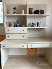 Scrivania solidissima