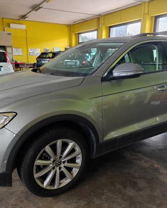 Volkswagen T-Roc 1.0 tsi Life 110cv