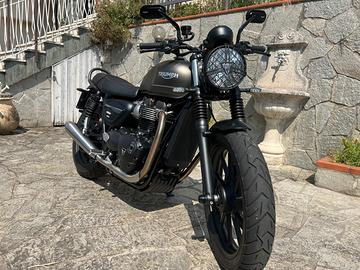 Triumph Street Twin