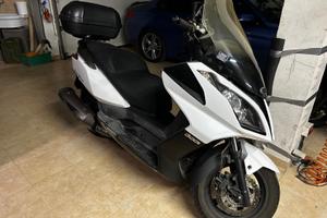 Kymco downtown 300