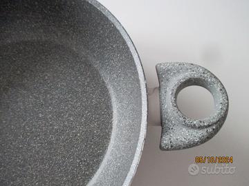 Tegame antiaderente 2 maniglie – Cuore di Pietra