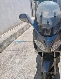 piaggio x9