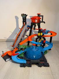 Hot Wheels City MEGA AUTOLAVAGGIO Coccodrillo