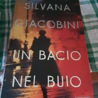 libroUn bacio nel buio Silvana Giacobini