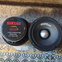 Altoparlanti woofer e tweeter a tromba