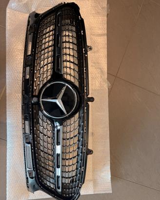 Calandra anteriore Mercedes GLA 180 AMG line  H247