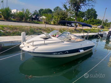 Bayliner capri 602 motore nuovo