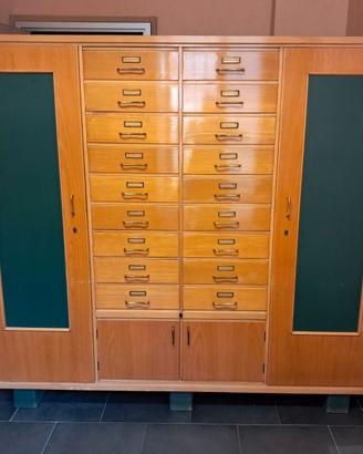Armadio vintage con schedario archivio Ferretti