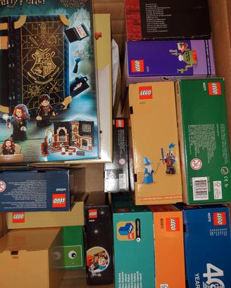 Vari set LEGO nuovi.