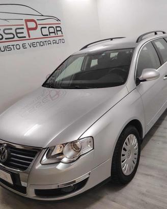 VOLKSWAGEN Passat 1.9 TDI/105CV DPF Var. Comf.
